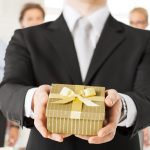 Poklanjanje promocijskih darova klientima